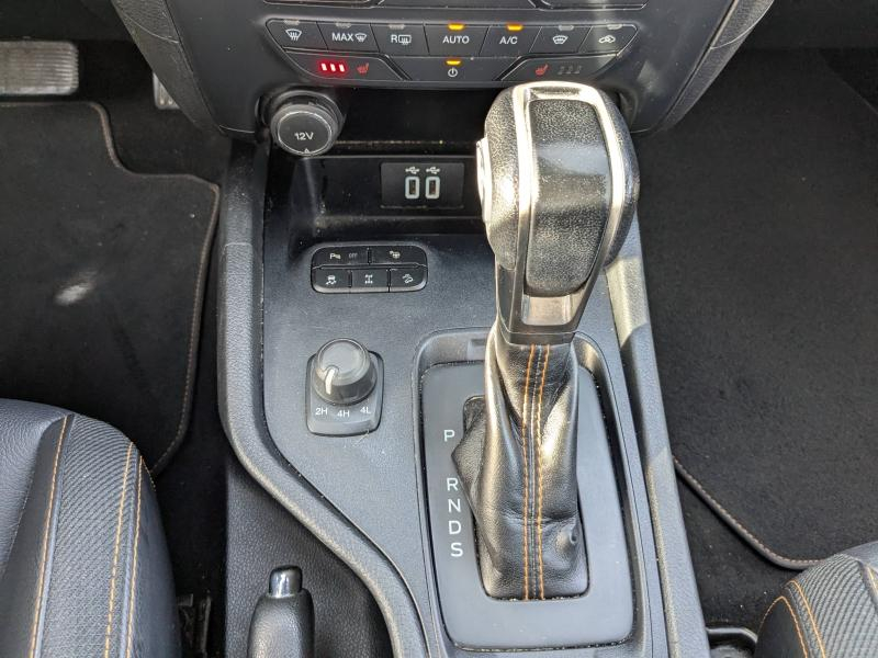 Photo 16 de l’annonce de FORD Ranger VUL d’occasion à vendre à AVIGNON