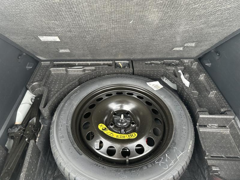 Photo 9 de l’annonce de FORD Kuga d’occasion à vendre à ORANGE