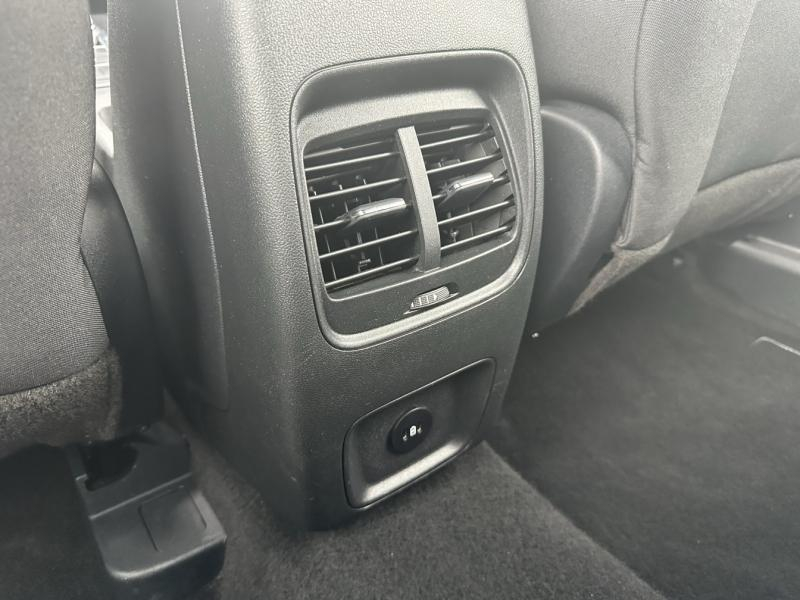 Photo 12 de l’annonce de FORD Kuga d’occasion à vendre à ORANGE