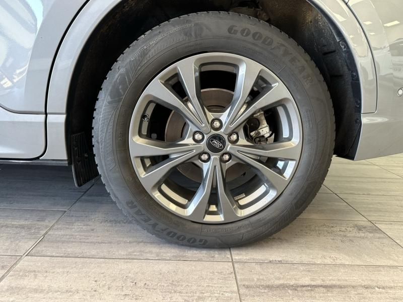Photo 7 de l’annonce de FORD Kuga d’occasion à vendre à ORANGE