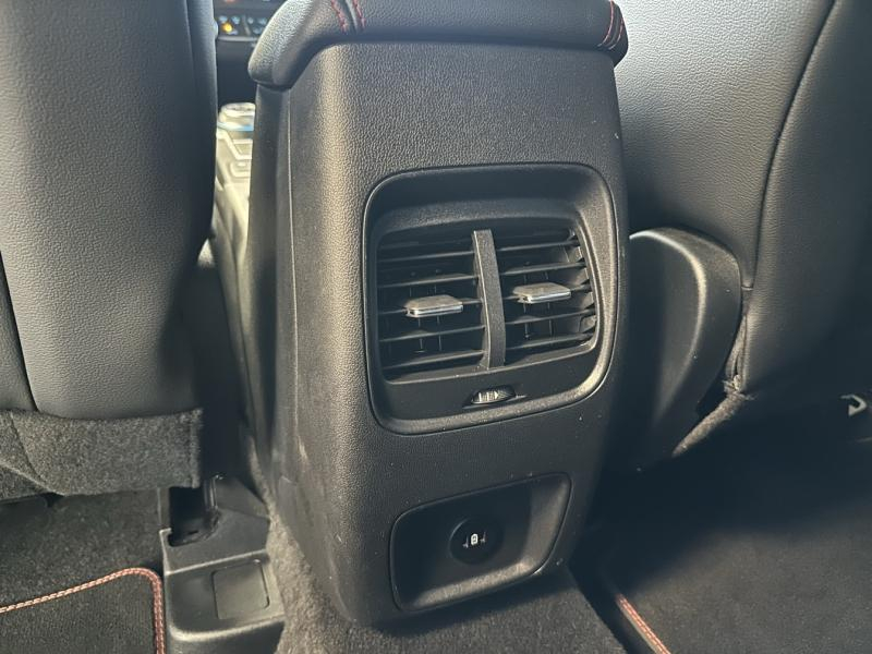 Photo 16 de l’annonce de FORD Kuga d’occasion à vendre à ORANGE