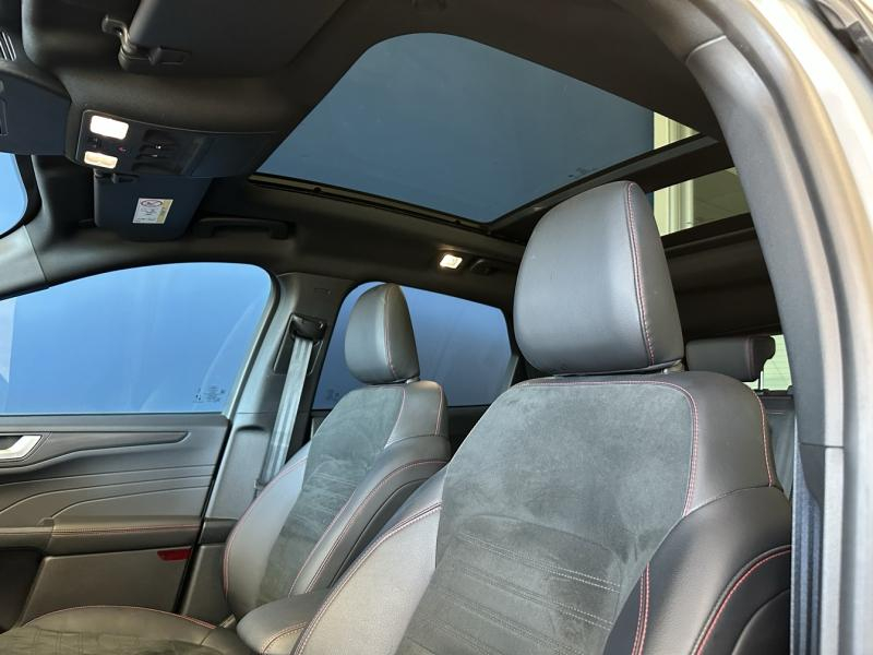 Photo 19 de l’annonce de FORD Kuga d’occasion à vendre à ORANGE