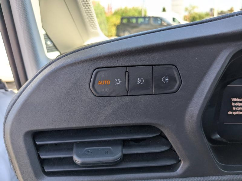 Photo 10 de l’annonce de FORD Transit Connect VUL d’occasion à vendre à LA VALETTE