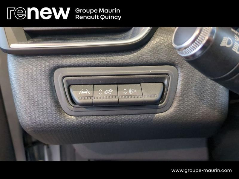 Photo 14 de l’annonce de RENAULT Clio d’occasion à vendre à QUINCY-SOUS-SÉNART