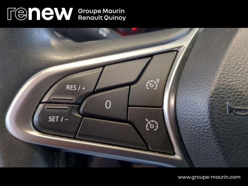 Photo 17 de l’annonce de RENAULT Clio d’occasion à vendre à QUINCY-SOUS-SÉNART