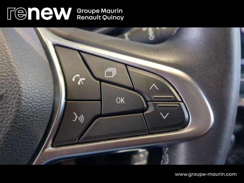 Photo 18 de l’annonce de RENAULT Clio d’occasion à vendre à QUINCY-SOUS-SÉNART