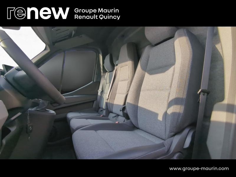 Photo 9 de l’annonce de RENAULT Master Fg VUL d’occasion à vendre à QUINCY-SOUS-SÉNART