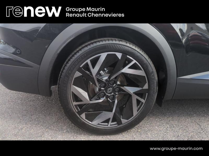 Photo 19 de l’annonce de RENAULT  d’occasion à vendre à CHENNEVIÈRES-SUR-MARNE