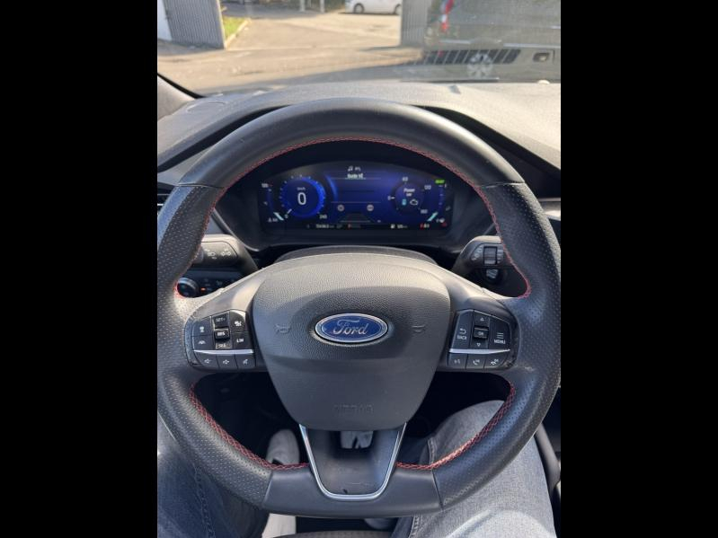 Photo 12 de l’annonce de FORD Kuga d’occasion à vendre à TOULON