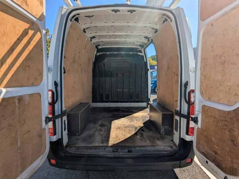 Photo 10 de l’annonce de RENAULT Master Fg VUL d’occasion à vendre à DRAGUIGNAN