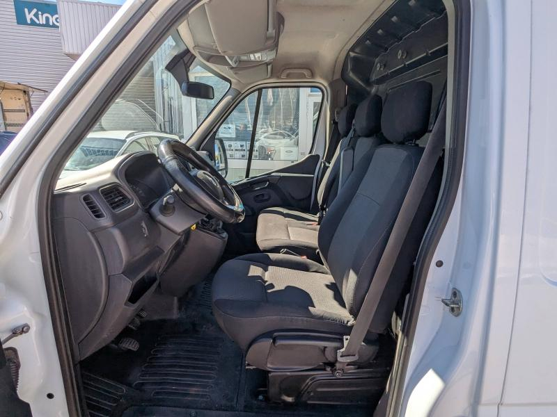 Photo 11 de l’annonce de RENAULT Master Fg VUL d’occasion à vendre à DRAGUIGNAN