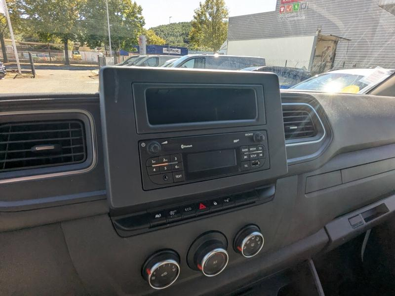 Photo 13 de l’annonce de RENAULT Master Fg VUL d’occasion à vendre à DRAGUIGNAN