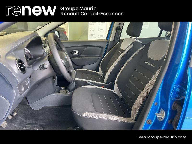 Photo 10 de l’annonce de DACIA Sandero d’occasion à vendre à CORBEIL-ESSONNES