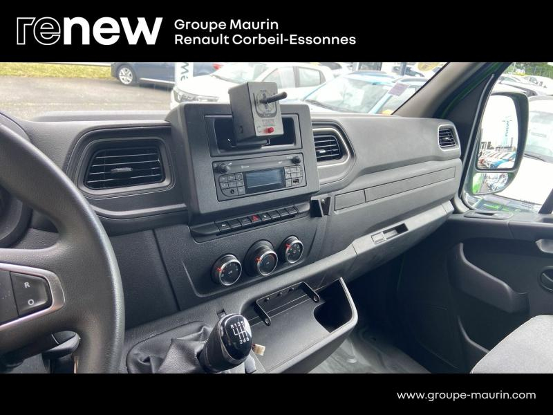 Photo 12 de l’annonce de RENAULT Master CCb VUL d’occasion à vendre à CORBEIL-ESSONNES