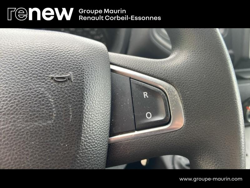 Photo 14 de l’annonce de RENAULT Master CCb VUL d’occasion à vendre à CORBEIL-ESSONNES