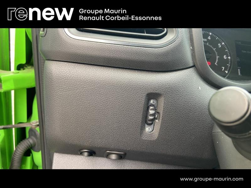 Photo 17 de l’annonce de RENAULT Master CCb VUL d’occasion à vendre à CORBEIL-ESSONNES