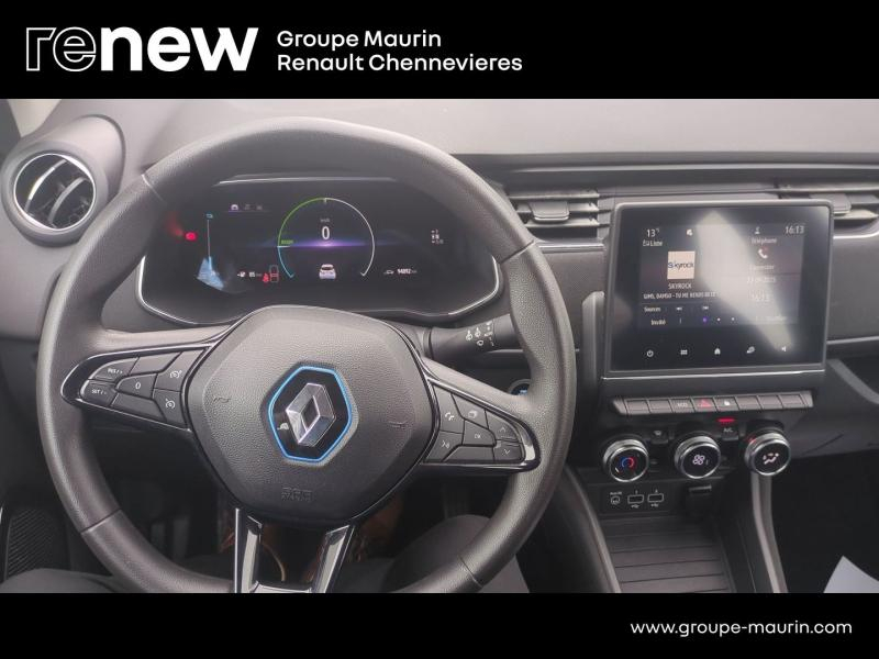 Photo 12 de l’annonce de RENAULT Zoe d’occasion à vendre à CHENNEVIÈRES-SUR-MARNE