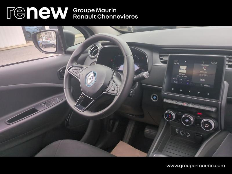Photo 18 de l’annonce de RENAULT Zoe d’occasion à vendre à CHENNEVIÈRES-SUR-MARNE