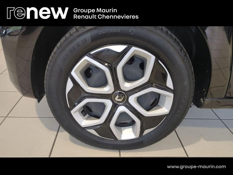 Photo 16 de l’annonce de RENAULT Twingo d’occasion à vendre à CHENNEVIÈRES-SUR-MARNE