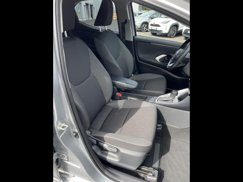 Photo 10 de l’annonce de TOYOTA Yaris d’occasion à vendre à AUBIÈRE