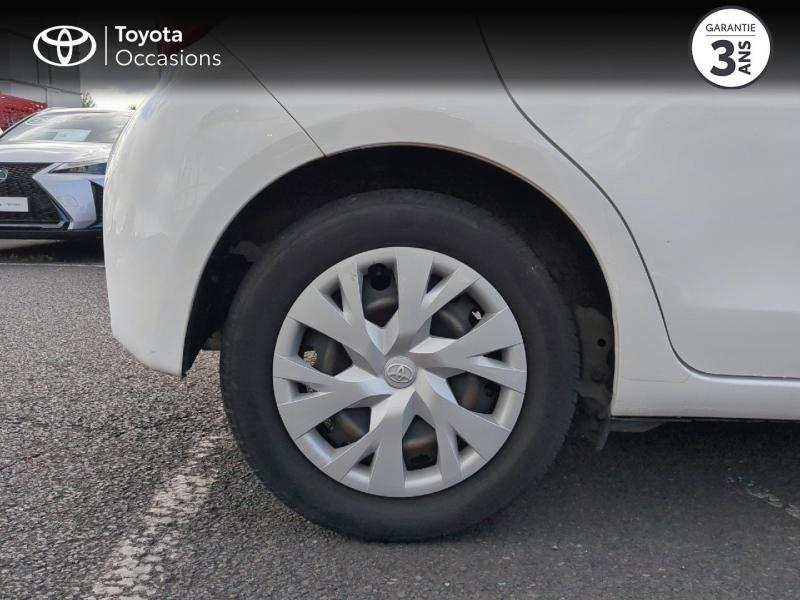 Photo 16 de l’annonce de TOYOTA Yaris d’occasion à vendre à AUBIÈRE