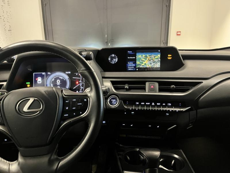 group.seo.links.detann.title Photo 14 de l’annonce de LEXUS UX d’occasion à vendre à LATTES