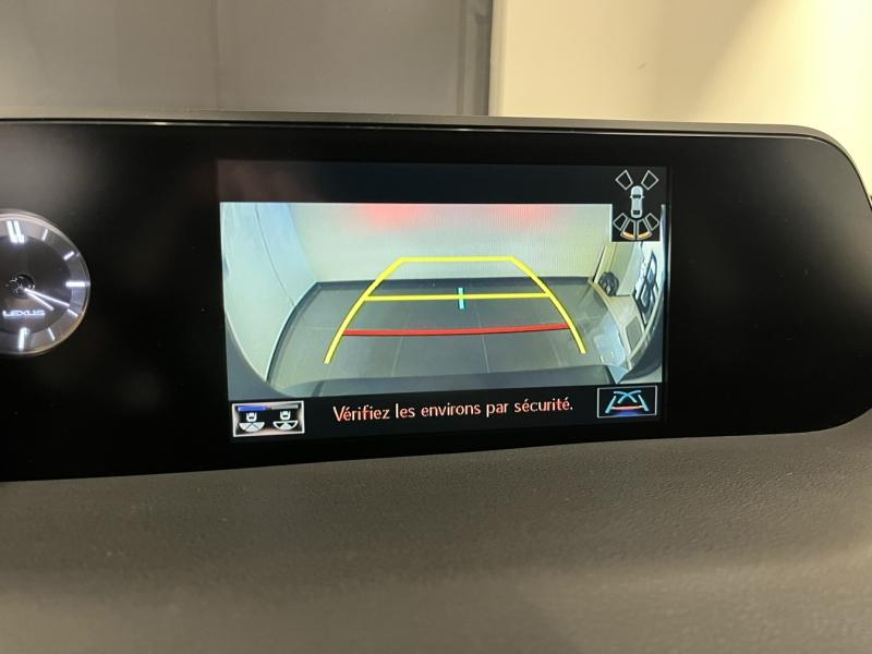 group.seo.links.detann.title Photo 18 de l’annonce de LEXUS UX d’occasion à vendre à LATTES