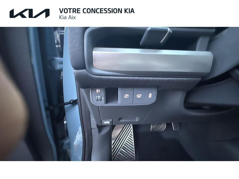 Photo 14 de l’annonce de KIA Carens d’occasion à vendre à AIX-EN-PROVENCE