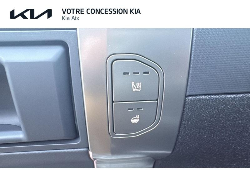 Photo 16 de l’annonce de KIA Carens d’occasion à vendre à AIX-EN-PROVENCE