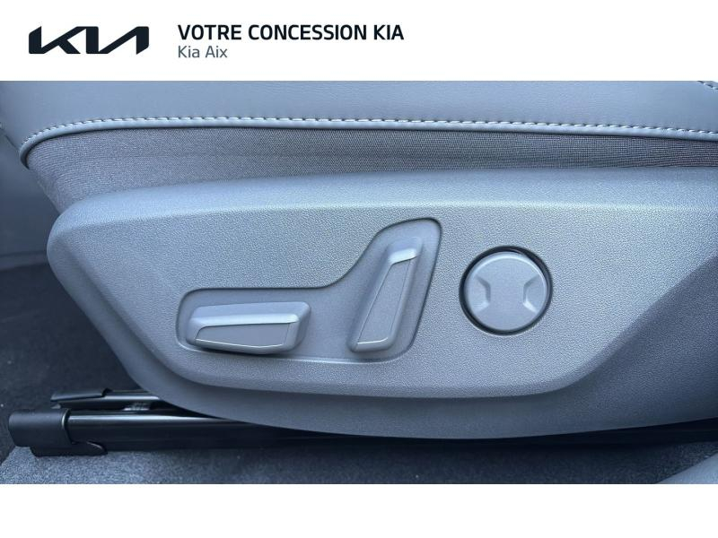 Photo 17 de l’annonce de KIA Carens d’occasion à vendre à AIX-EN-PROVENCE