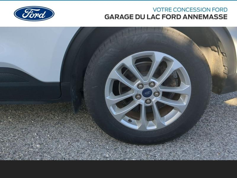 Photo 4 de l’annonce de FORD Kuga d’occasion à vendre à ANNEMASSE