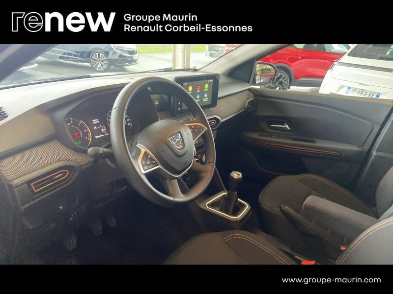 Photo 9 de l’annonce de DACIA Sandero d’occasion à vendre à CORBEIL-ESSONNES