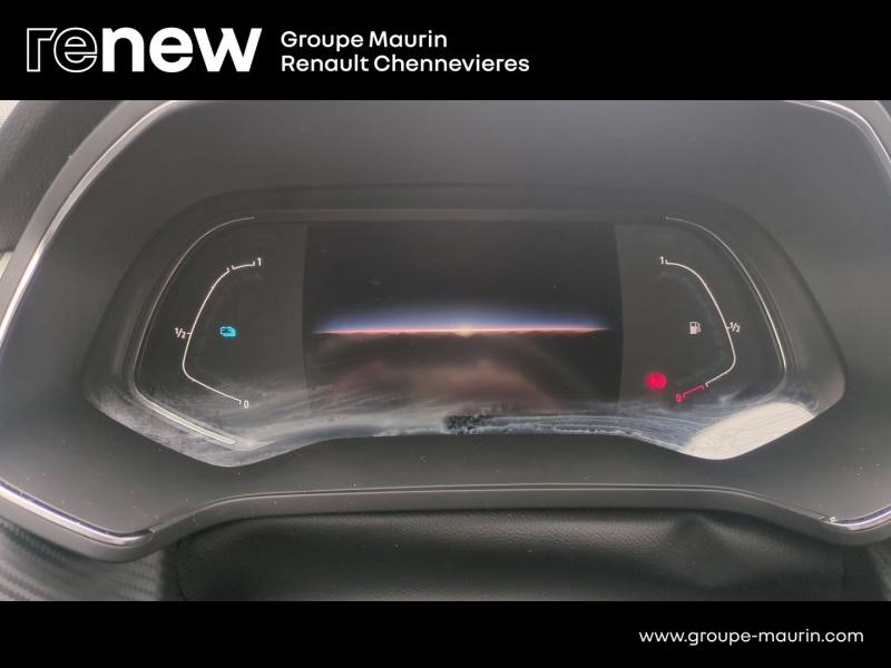 Photo 10 de l’annonce de RENAULT Captur d’occasion à vendre à CHENNEVIÈRES-SUR-MARNE
