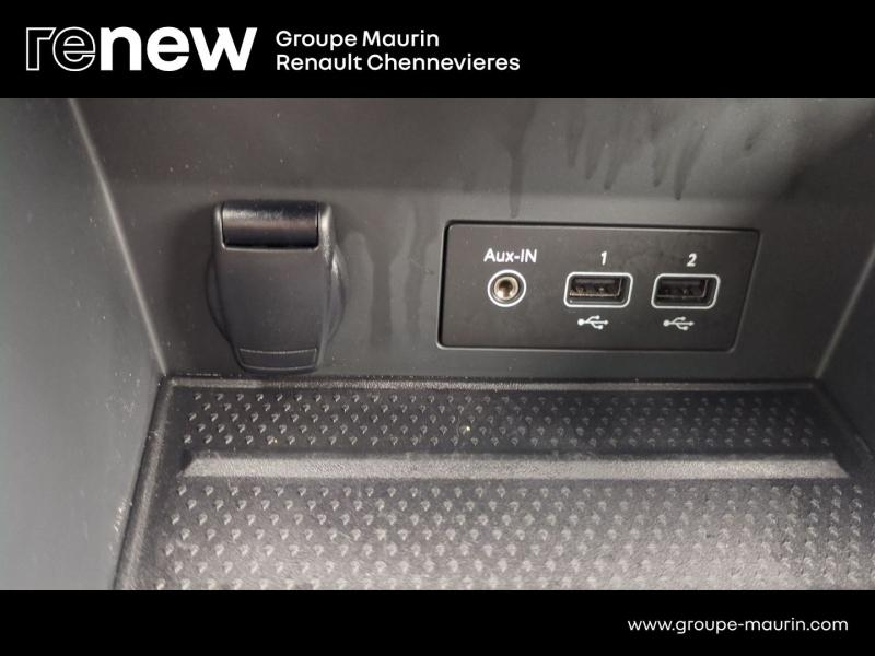 Photo 14 de l’annonce de RENAULT Captur d’occasion à vendre à CHENNEVIÈRES-SUR-MARNE