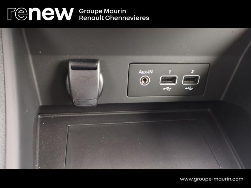 Photo 13 de l’annonce de RENAULT Captur d’occasion à vendre à CHENNEVIÈRES-SUR-MARNE