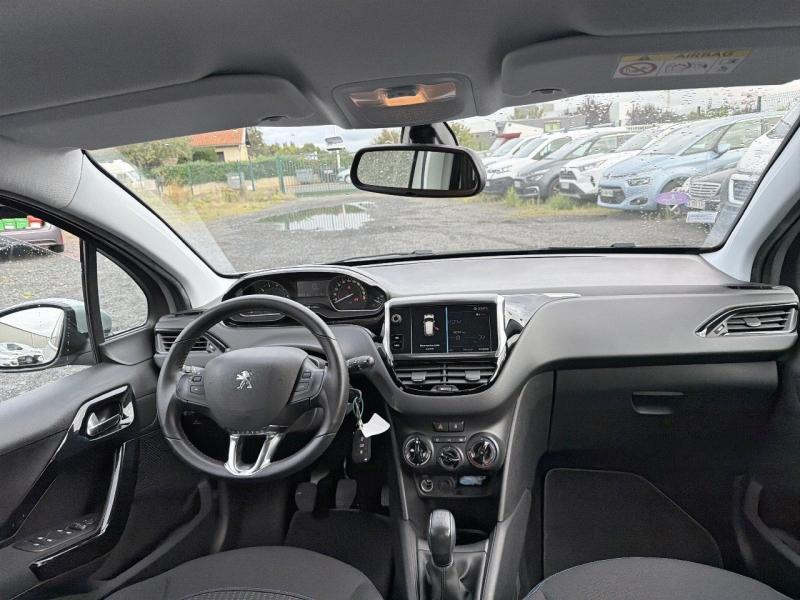 Photo 8 de l’annonce de PEUGEOT 208 d’occasion à vendre à AUBIÈRE