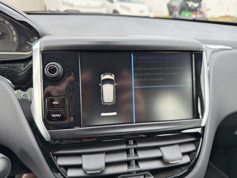 Photo 20 de l’annonce de PEUGEOT 208 d’occasion à vendre à AUBIÈRE