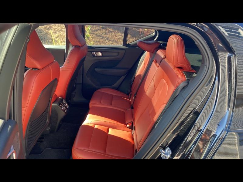Photo 6 de l’annonce de VOLVO XC40 d’occasion à vendre à FRÉJUS