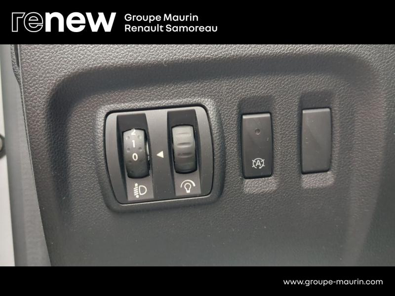 Photo 18 de l’annonce de RENAULT Captur d’occasion à vendre à SAMOREAU