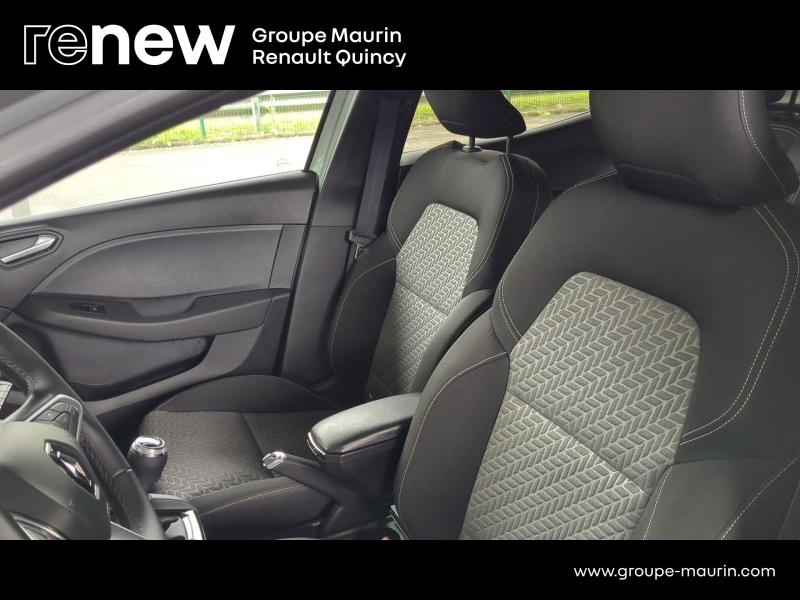 Photo 10 de l’annonce de RENAULT Clio d’occasion à vendre à QUINCY-SOUS-SÉNART