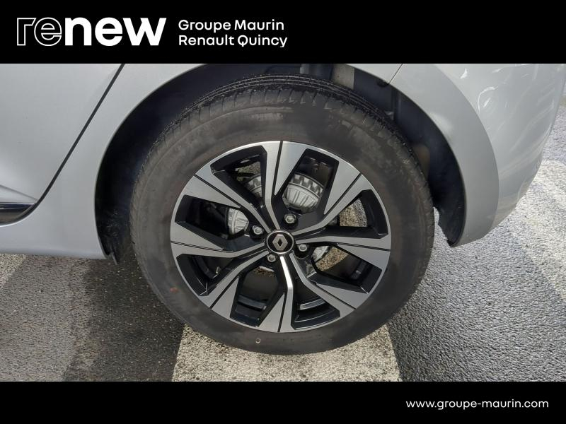 Photo 20 de l’annonce de RENAULT Clio d’occasion à vendre à QUINCY-SOUS-SÉNART