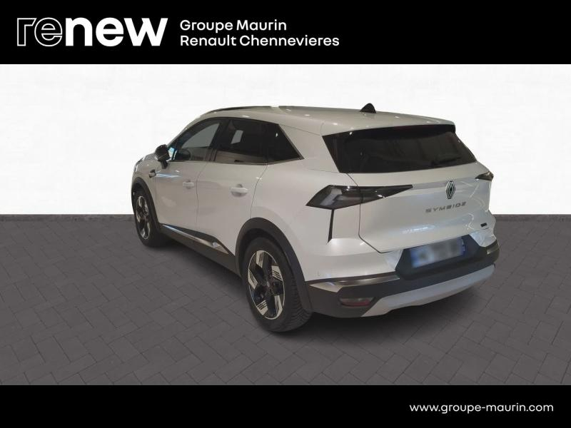 Photo 6 de l’annonce de RENAULT  d’occasion à vendre à CHENNEVIÈRES-SUR-MARNE