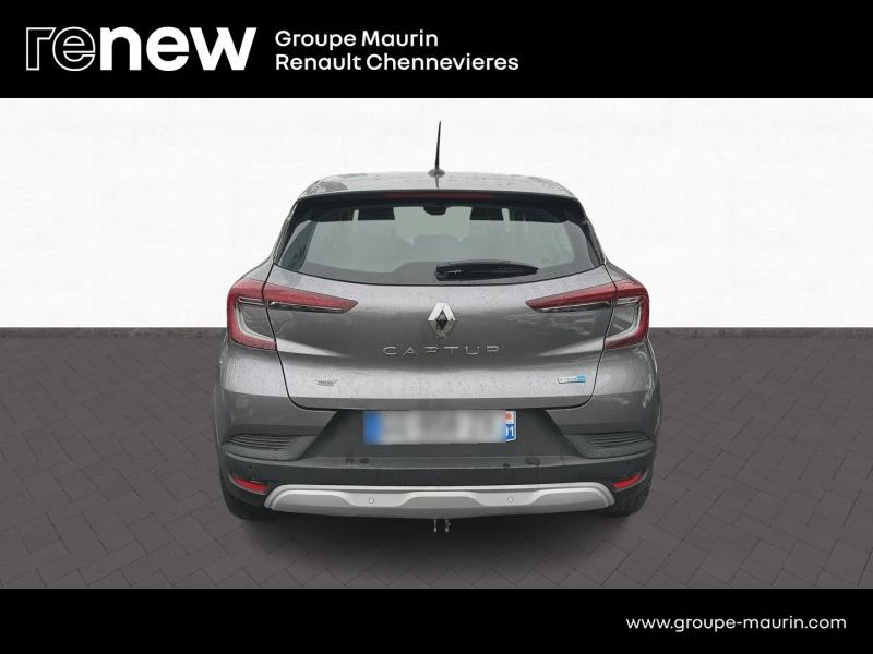 Photo 4 de l’annonce de RENAULT Captur d’occasion à vendre à CHENNEVIÈRES-SUR-MARNE