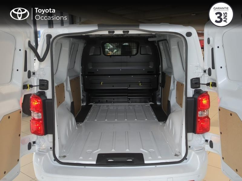 group.seo.links.detann.title Photo 10 de l’annonce de TOYOTA ProAce VUL d’occasion à vendre à AUBIÈRE