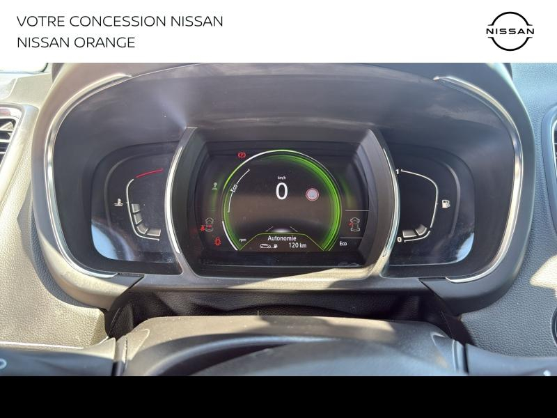 Photo 11 de l’annonce de RENAULT Scenic d’occasion à vendre à BOLLÈNE