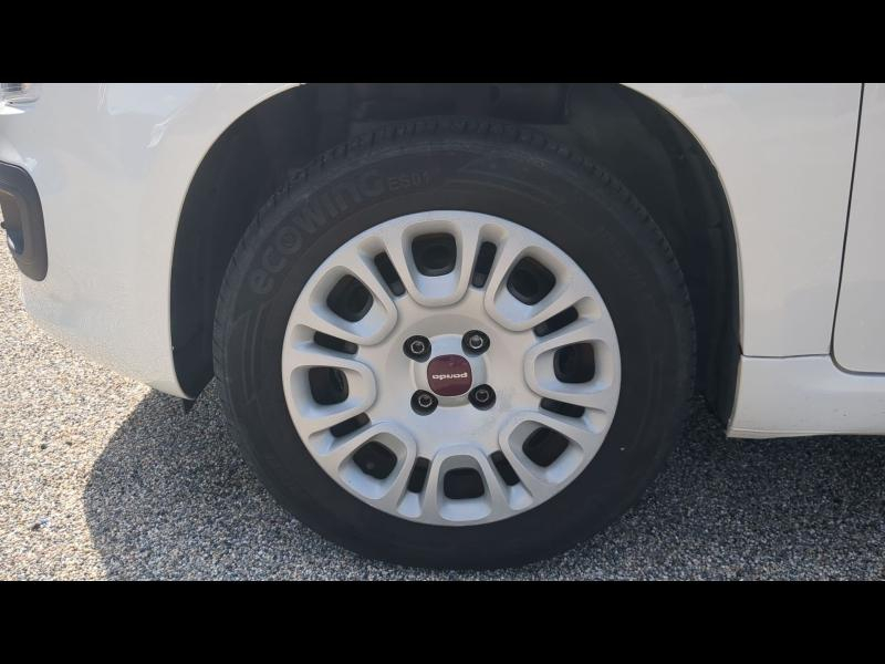 Photo 4 de l’annonce de FIAT Panda d’occasion à vendre à BOLLÈNE