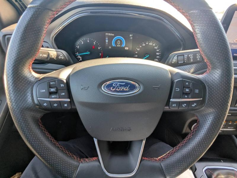 Photo 15 de l’annonce de FORD Focus d’occasion à vendre à FRÉJUS