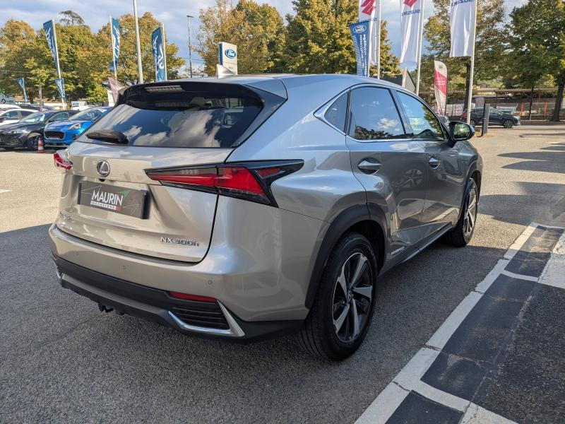 Photo 5 de l’annonce de LEXUS NX d’occasion à vendre à DRAGUIGNAN