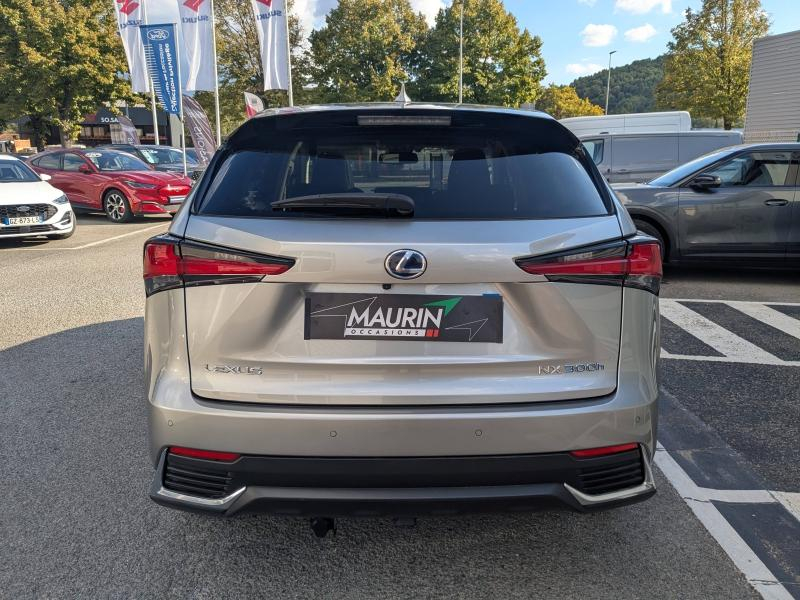 Photo 6 de l’annonce de LEXUS NX d’occasion à vendre à DRAGUIGNAN