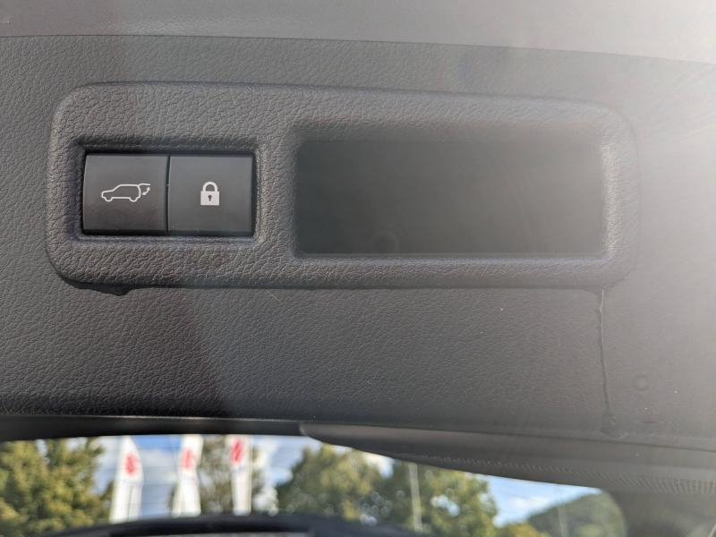 Photo 10 de l’annonce de LEXUS NX d’occasion à vendre à DRAGUIGNAN